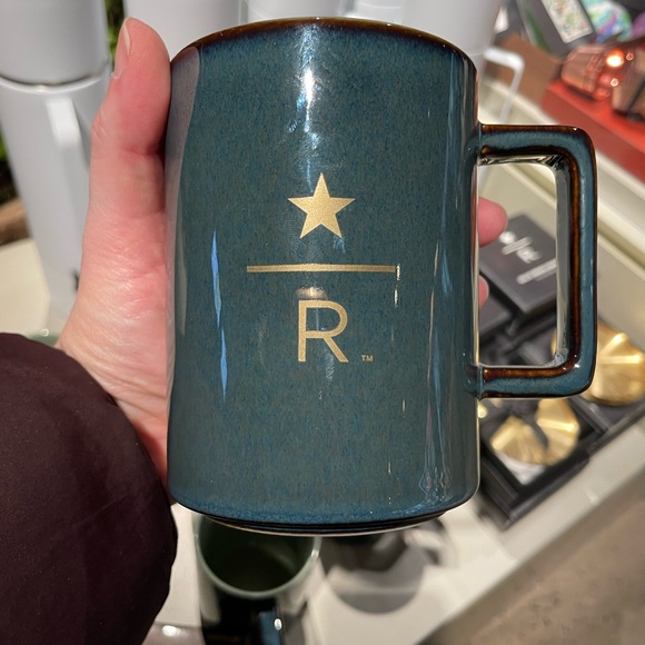 Starbucks Reserve ceramic mug in Jade/Blue 12 oz NWT Starbucks mug angular handl